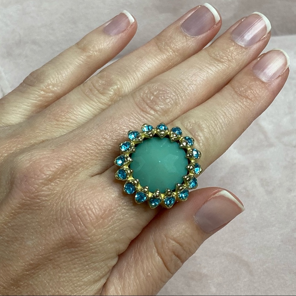 Costume jewelry ring
